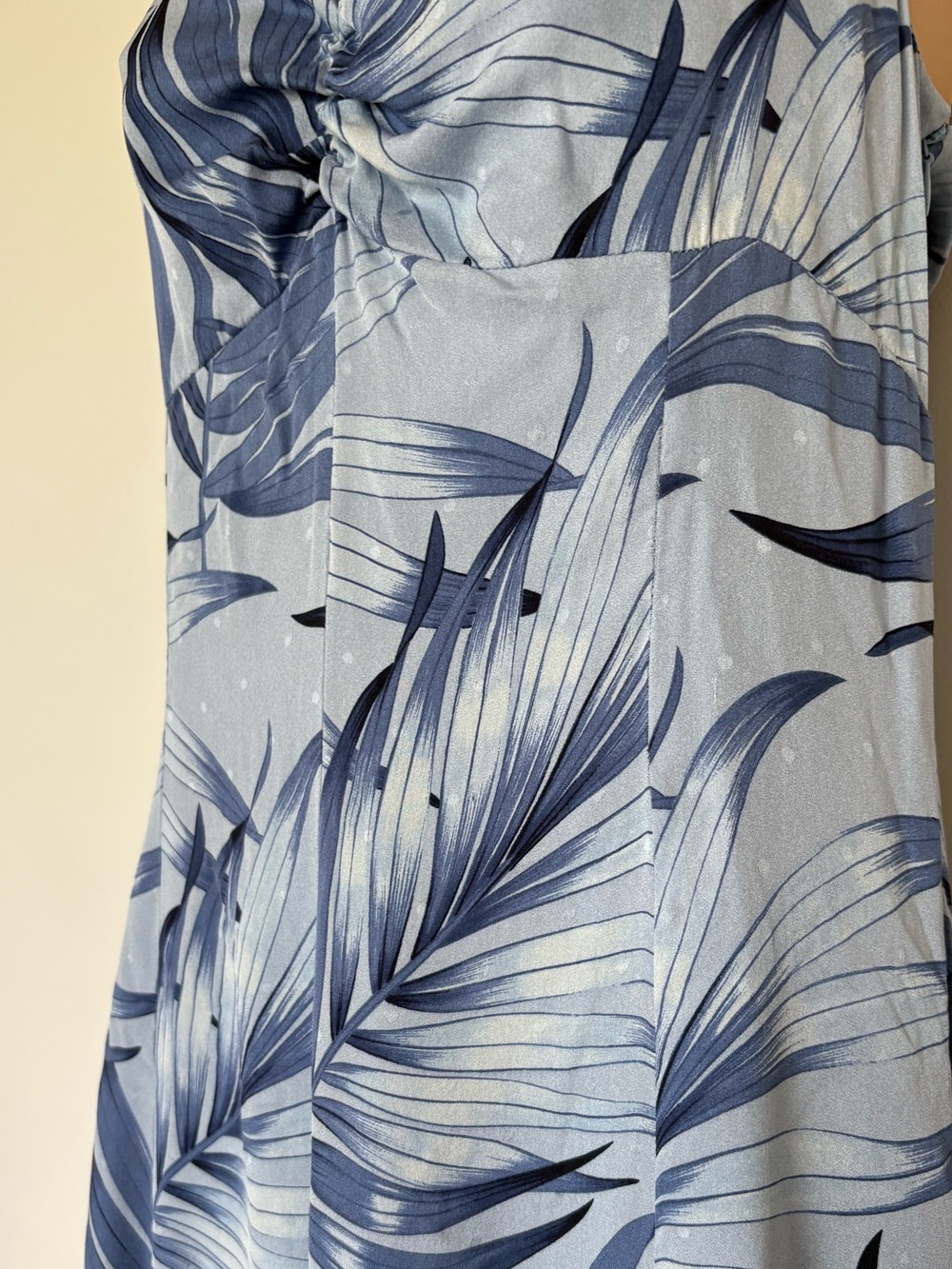 Tommy Bahama 100% Silk Halter Maxi Dress 8 Blue Tropical Palm Leaf Resort Wear - Picture 4 of 13